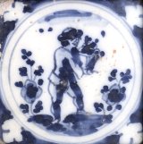 画像: ジャーマン・デルフトタイル額「花持つ男」